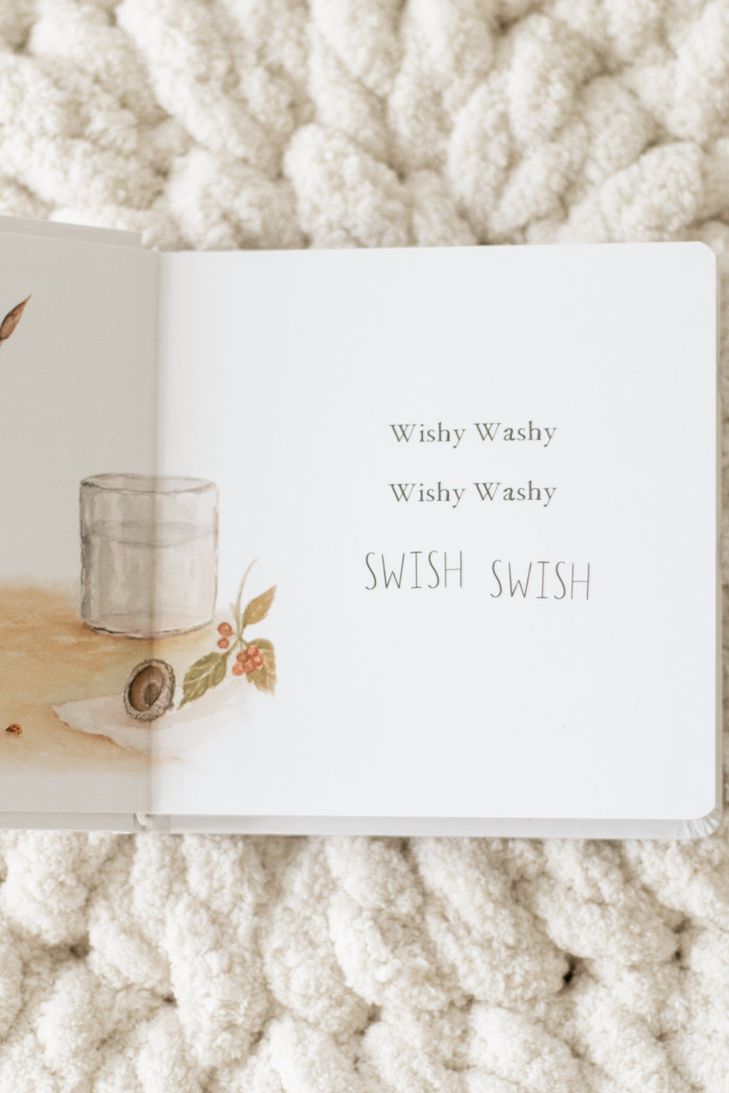 Wishy Washy - A first words and colors book